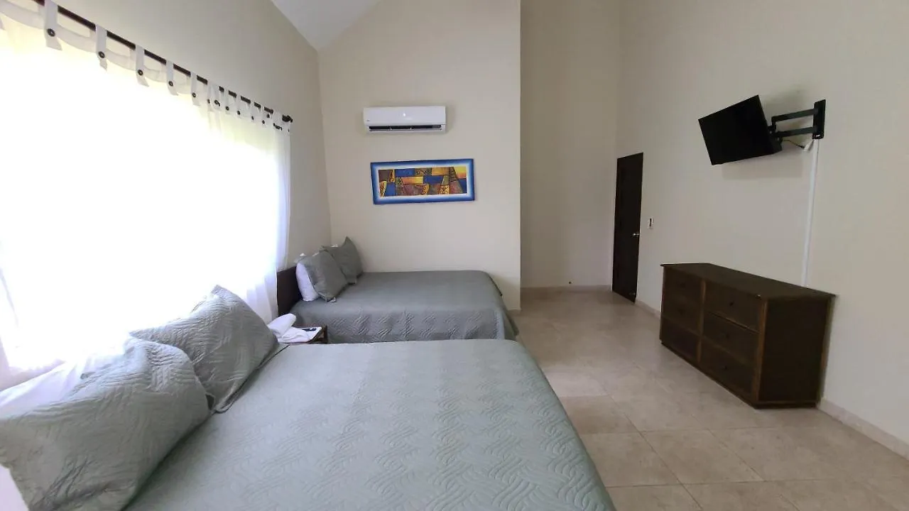Villa Hermosa Spacious Villa Minutes From Downtown Sosúa República Dominicana