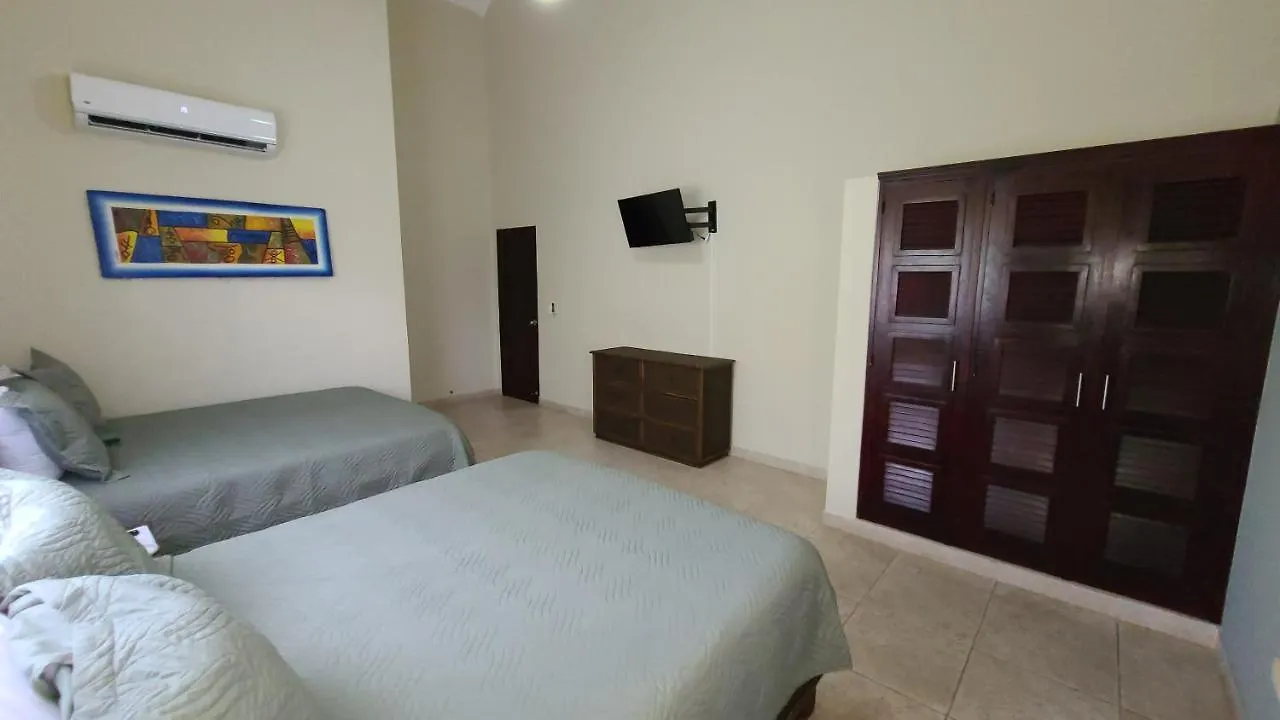 Villa Hermosa Spacious Villa Minutes From Downtown Sosúa